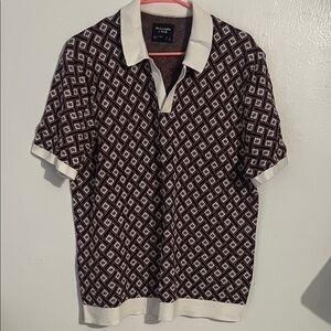 Abercrombie & Fitch Maroon and White Patterned Polo Shirt size large